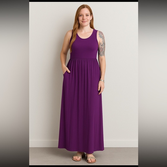 Dresses & Skirts - Plum Purple Sleeveless Maxi Dress with Pockets | A-Line Flowy Fit | Size Large